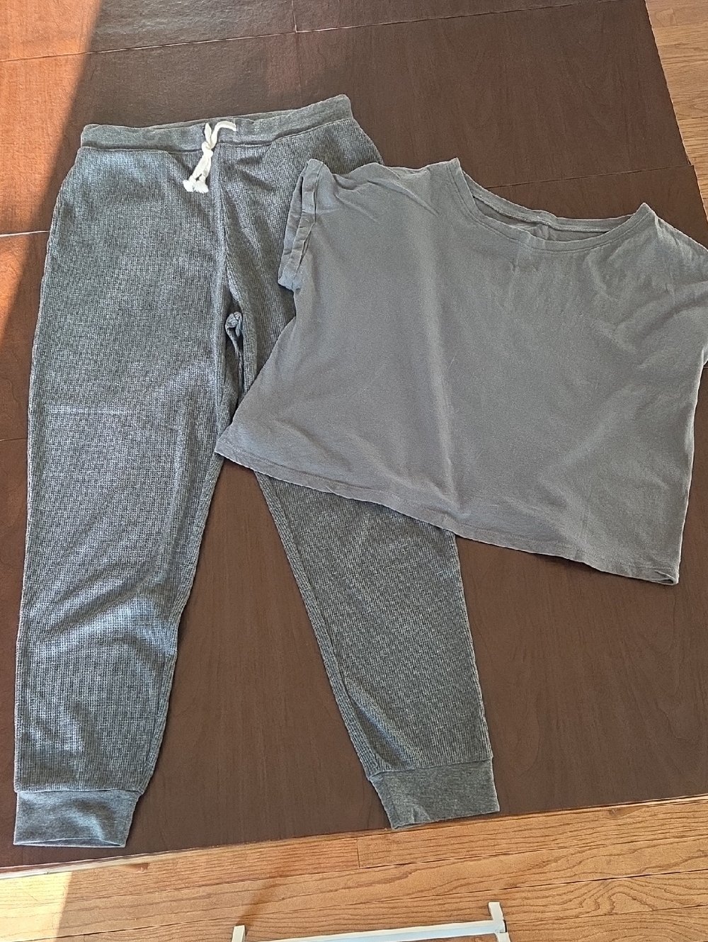 Double Zero Heather Gray Ribbed Two-Piece Lounge Set